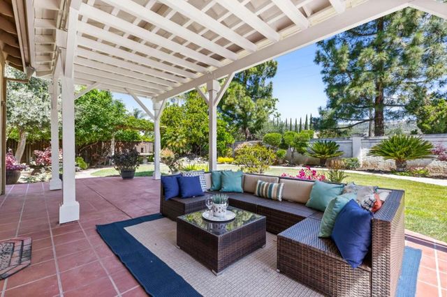 18580 Serra Avenida, Morgan Hill, CA 95037