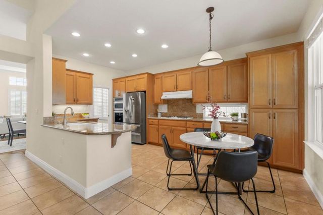 18580 Serra Avenida, Morgan Hill, CA 95037