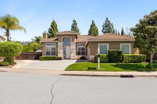 18580 Serra Avenida, Morgan Hill, CA 95037