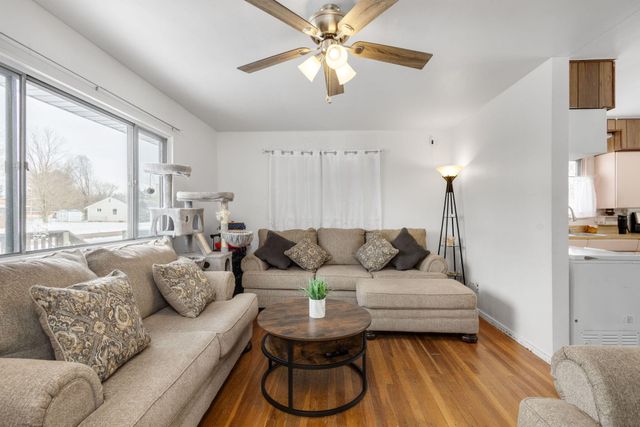 121 Shamrock Street, Walkerton, IN 46574