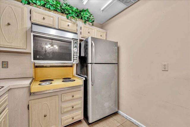 180 Cypress Club Drive 816, Pompano Beach, FL 33060