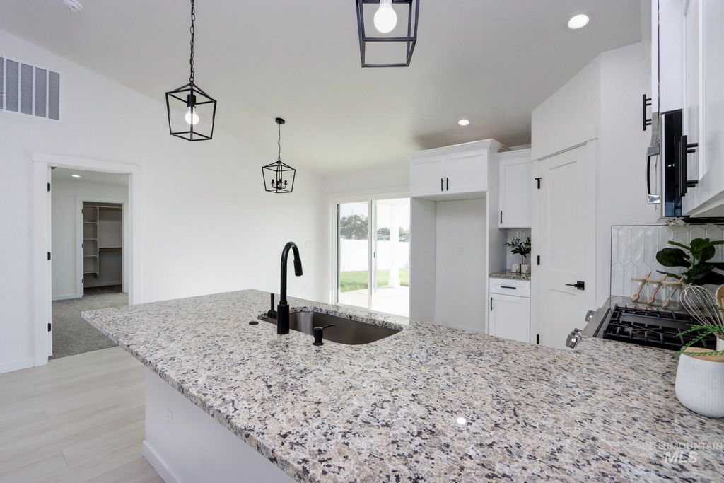 830 N 5th St, Nyssa, OR 97913 photo 8