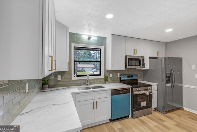 7548 Lowilla Lane, Lithonia, GA 30058