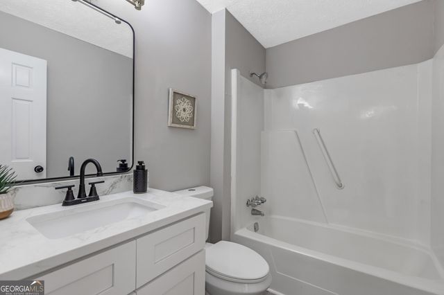 7548 Lowilla Lane, Lithonia, GA 30058