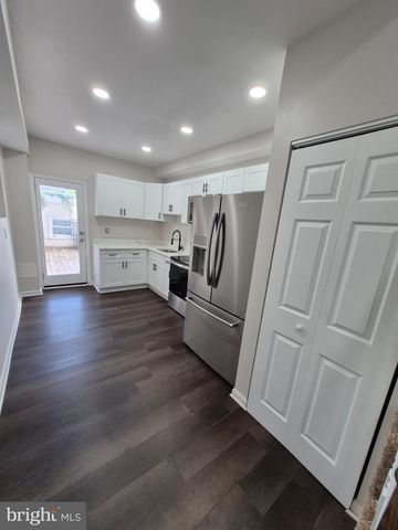 2015 E FAIRMOUNT AVE, Baltimore, MD 21231