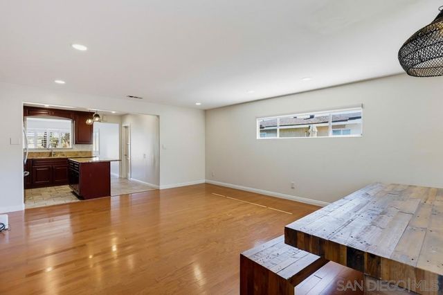 4044 Vista Grande Dr., San Diego, CA 92115