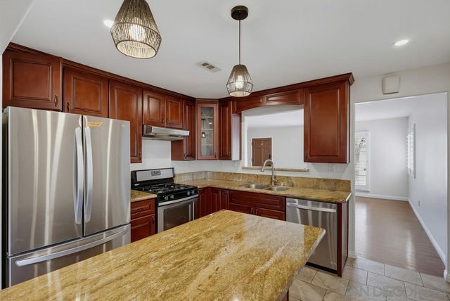 4044 Vista Grande Dr., San Diego, CA 92115