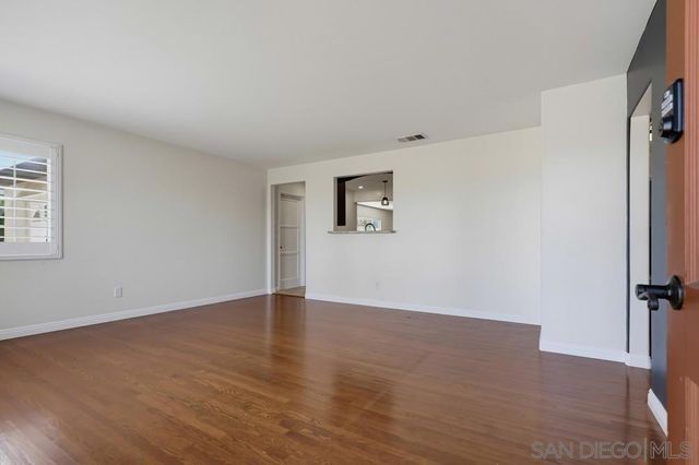 4044 Vista Grande Dr., San Diego, CA 92115