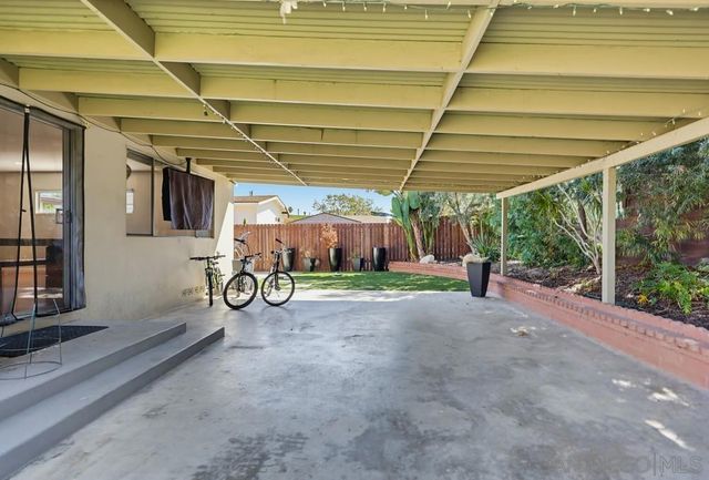 4044 Vista Grande Dr., San Diego, CA 92115