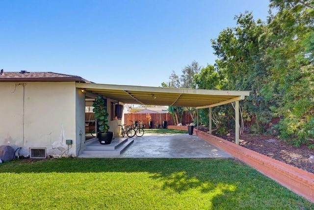 4044 Vista Grande Dr., San Diego, CA 92115