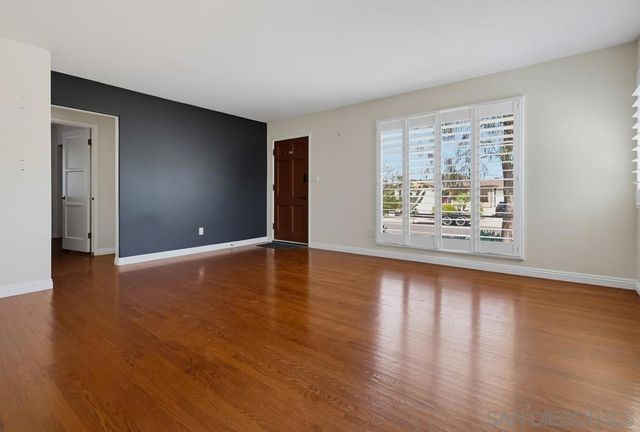 4044 Vista Grande Dr., San Diego, CA 92115