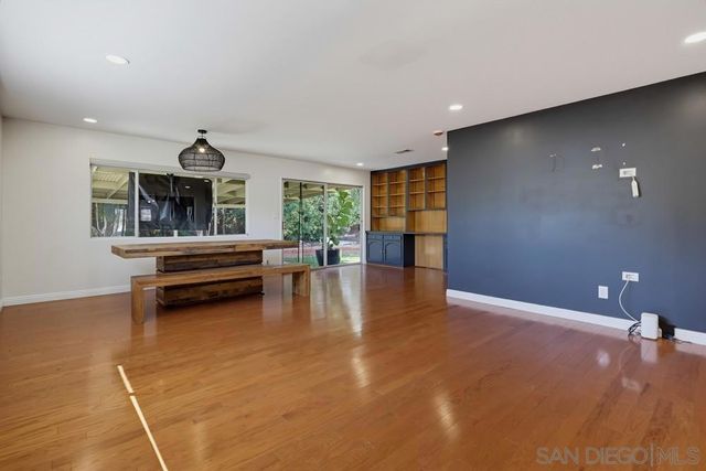 4044 Vista Grande Dr., San Diego, CA 92115