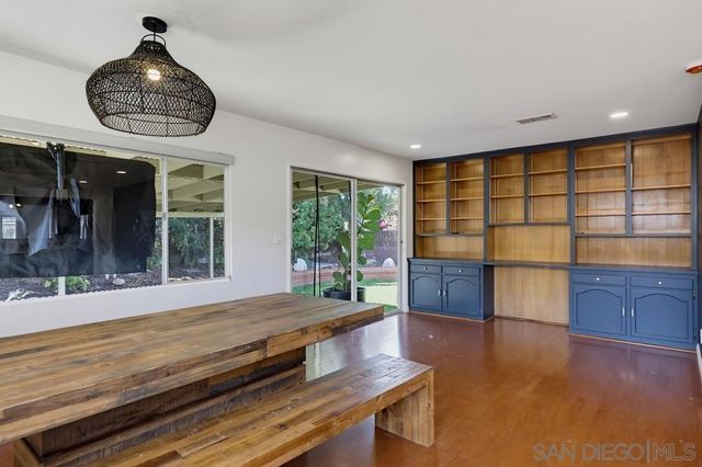 4044 Vista Grande Dr., San Diego, CA 92115
