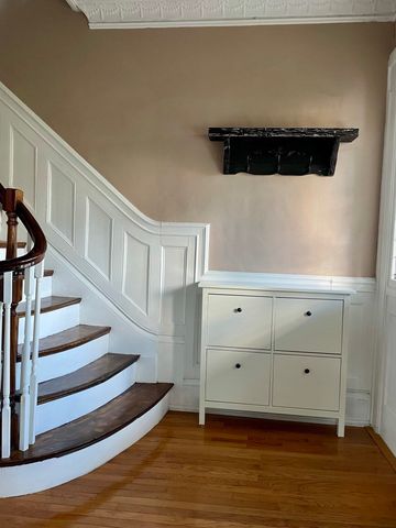 37 Mill St 1, Boston, MA 02122