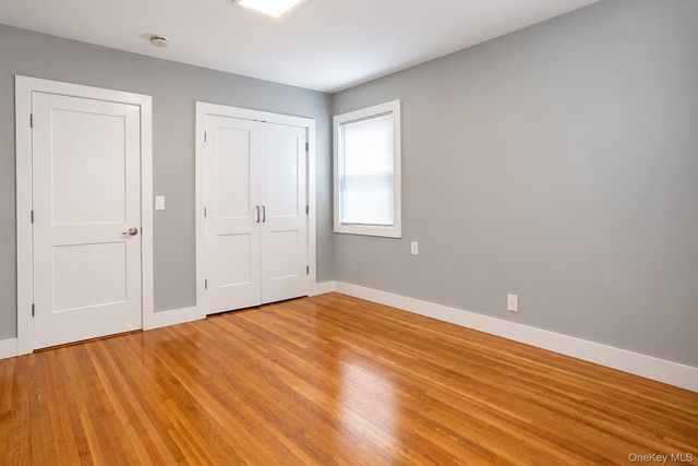 242 E Broadway 1, Long Beach, NY 11561