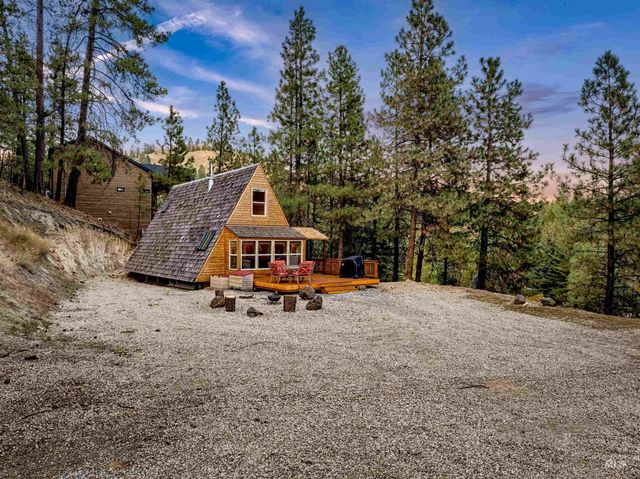 60 Wilderness Ranch Rd, Boise, ID 83716 property photo