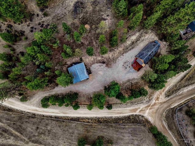 60 Wilderness Ranch Rd, Boise, ID 83716