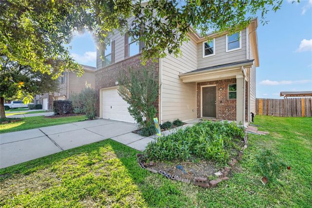 1010 Larks Trace Lane, Houston, TX 77090