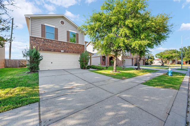 1010 Larks Trace Lane, Houston, TX 77090