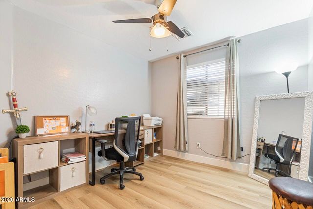 1504 E BOWKER Street, Phoenix, AZ 85040