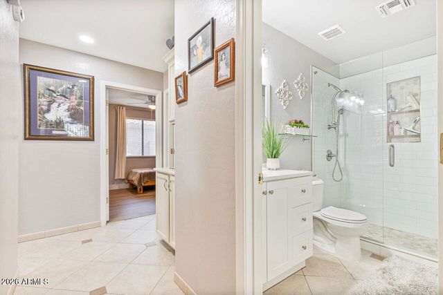 1504 E BOWKER Street, Phoenix, AZ 85040