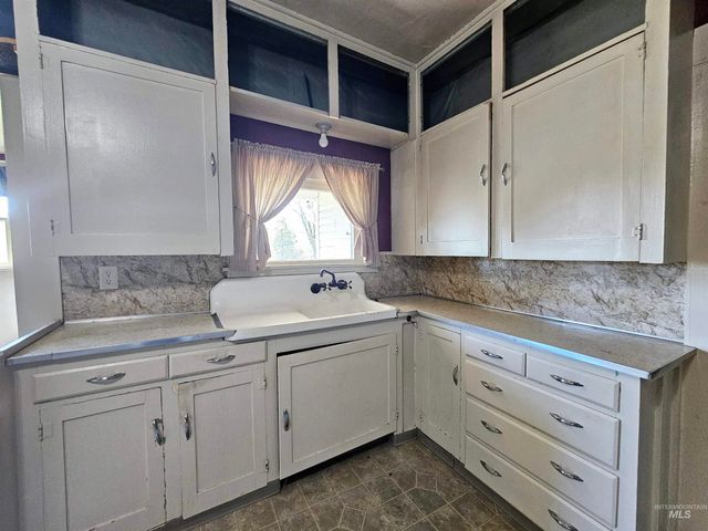 33757 Southwick Road, Kendrick, ID 83537