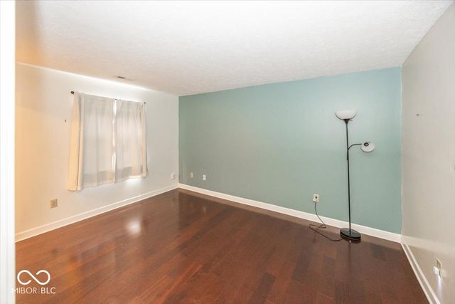 14741 Village Park East Drive, Carmel, IN 46033