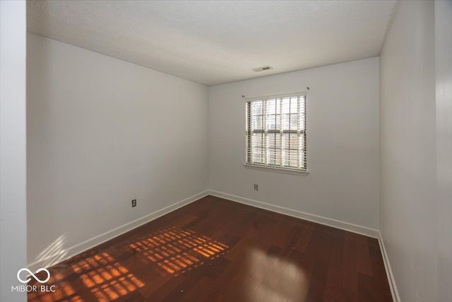 14741 Village Park East Drive, Carmel, IN 46033