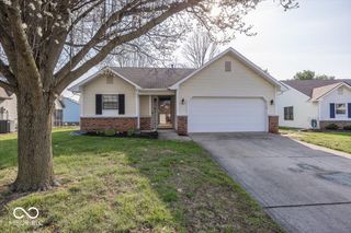 14741 Village Park East Drive, Carmel, IN 46033