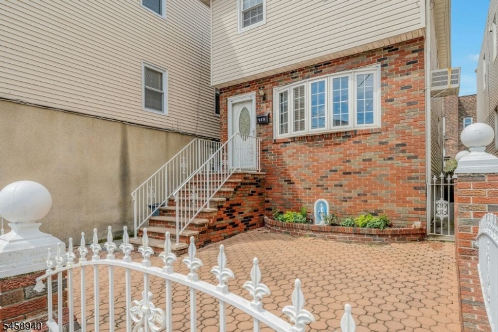 149 Chestnut St, Kearny Town, NJ 07032 — photo 2