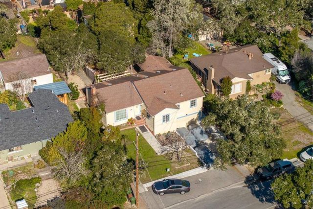 32 Via Ventura, Monterey, CA 93940