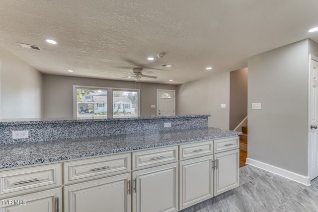 1216 Norway Street, Bristol, VA 24201