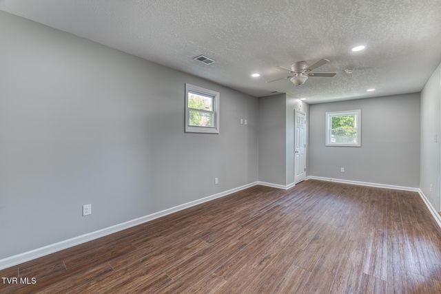 1216 Norway Street, Bristol, VA 24201