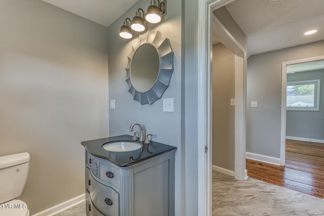 1216 Norway Street, Bristol, VA 24201