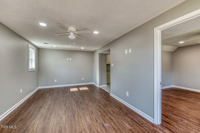 1216 Norway Street, Bristol, VA 24201