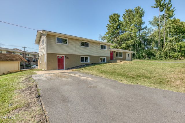 1216 Norway Street, Bristol, VA 24201