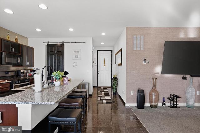 433 TOWN RUN LN, Stephens City, VA 22655