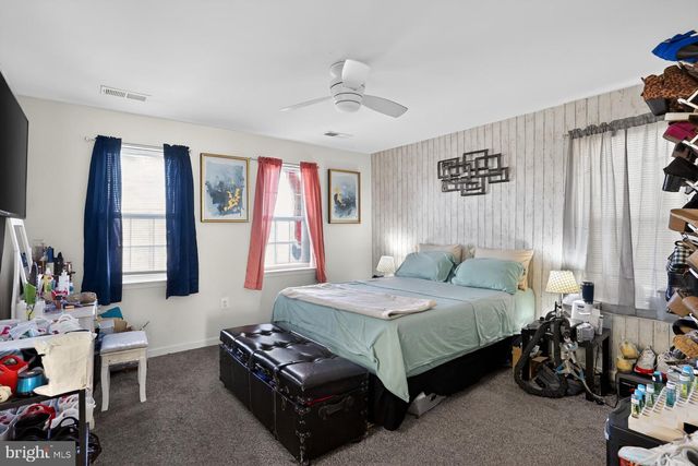 433 TOWN RUN LN, Stephens City, VA 22655