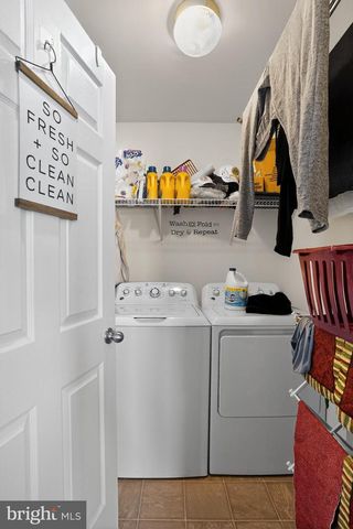 433 TOWN RUN LN, Stephens City, VA 22655