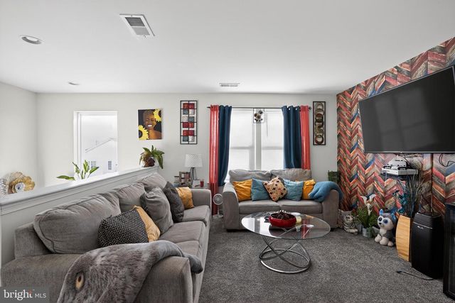 433 TOWN RUN LN, Stephens City, VA 22655