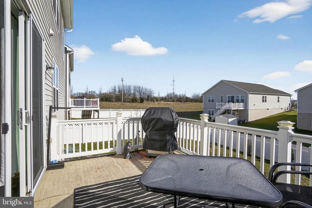 433 TOWN RUN LN, Stephens City, VA 22655