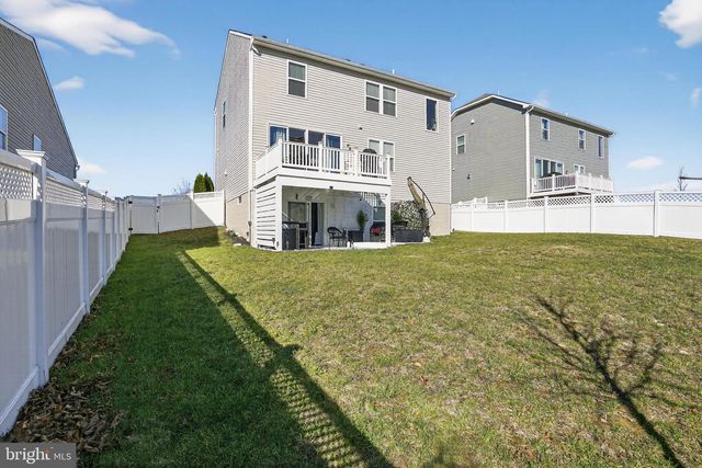 433 TOWN RUN LN, Stephens City, VA 22655