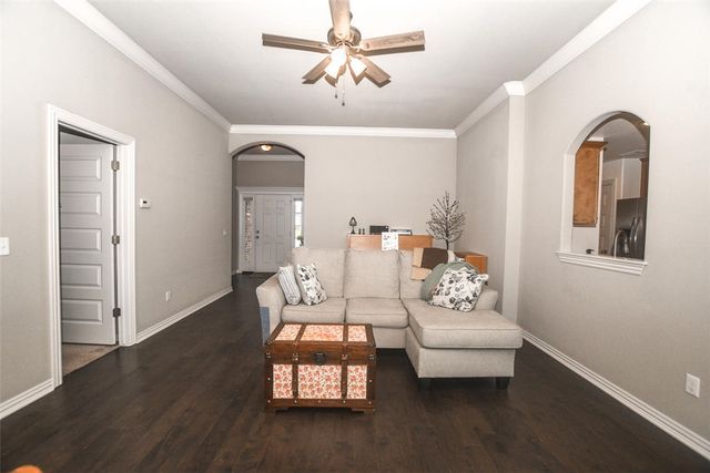 2102 N Wakefield Street, Siloam Springs, AR 72761