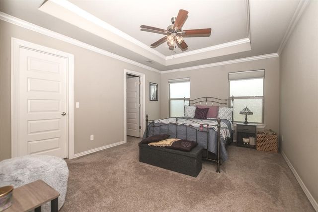 2102 N Wakefield Street, Siloam Springs, AR 72761
