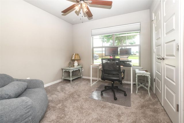 2102 N Wakefield Street, Siloam Springs, AR 72761