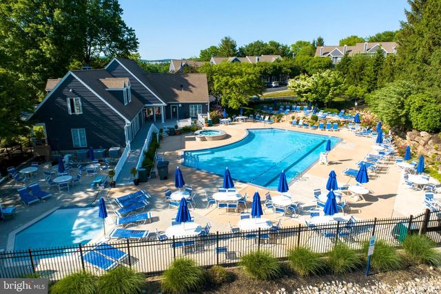 112 WHISTLING SWAN LN, Downingtown, PA 19335