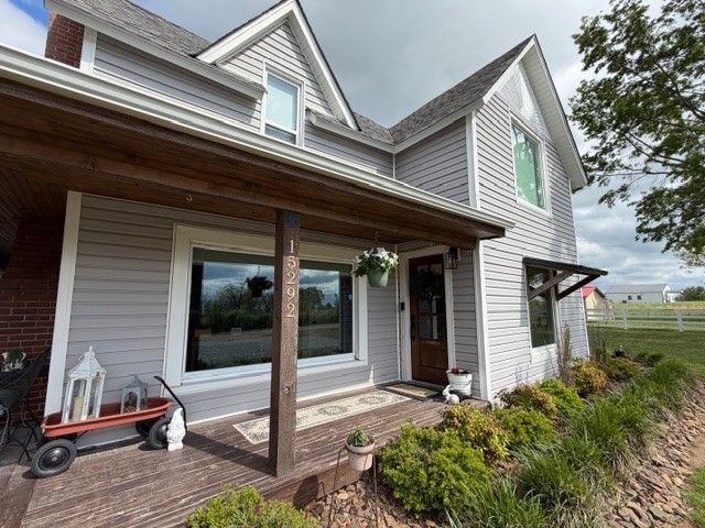 15292 Russell Road, Siloam Springs, AR 72761