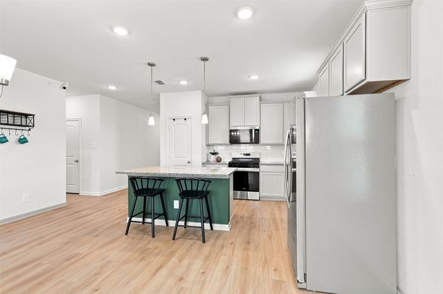 8240 Catclaw Prairie, Godley, TX 76044