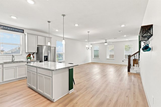 8240 Catclaw Prairie, Godley, TX 76044