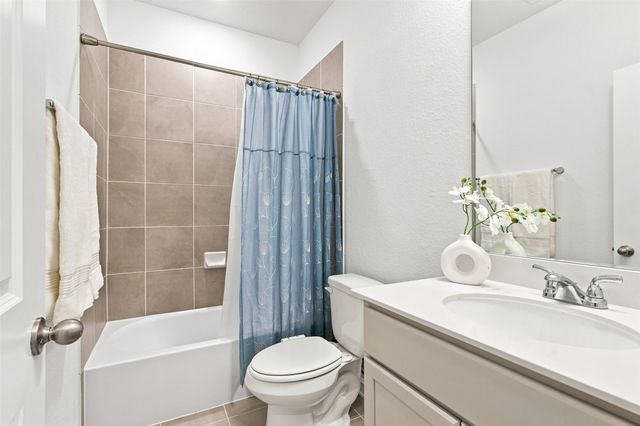 8240 Catclaw Prairie, Godley, TX 76044